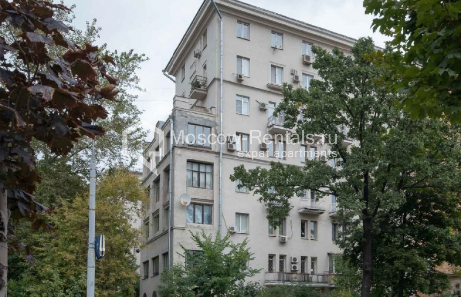 Photo #1 4-room (3 BR) apartment for <a href="http://moscow-rentals.ru/en/articles/long-term-rent" target="_blank">a long-term</a> rent
 in Russia, Moscow, Leningradskyi prosp, 28