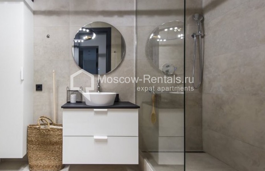 Photo #10 3-room (2 BR) apartment for <a href="http://moscow-rentals.ru/en/articles/long-term-rent" target="_blank">a long-term</a> rent
 in Russia, Moscow, Khodynskaya str, 2