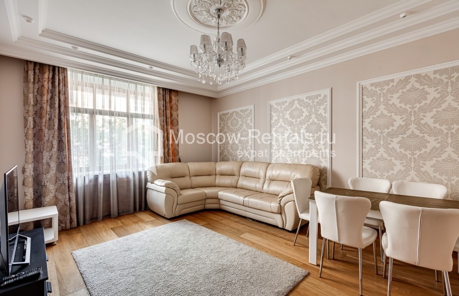 Photo #1 4-room (3 BR) apartment for <a href="http://moscow-rentals.ru/en/articles/long-term-rent" target="_blank">a long-term</a> rent
 in Russia, Moscow, 3rd Tverskaya-Yamskaya str, 25