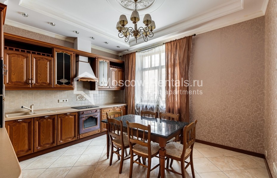 Photo #3 4-room (3 BR) apartment for <a href="http://moscow-rentals.ru/en/articles/long-term-rent" target="_blank">a long-term</a> rent
 in Russia, Moscow, 3rd Tverskaya-Yamskaya str, 25