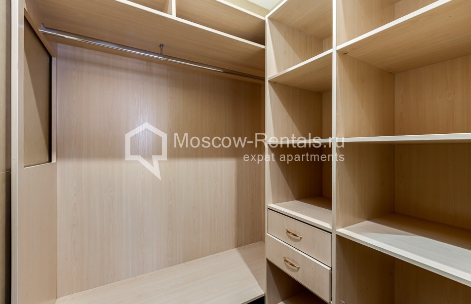Photo #22 4-room (3 BR) apartment for <a href="http://moscow-rentals.ru/en/articles/long-term-rent" target="_blank">a long-term</a> rent
 in Russia, Moscow, 3rd Tverskaya-Yamskaya str, 25