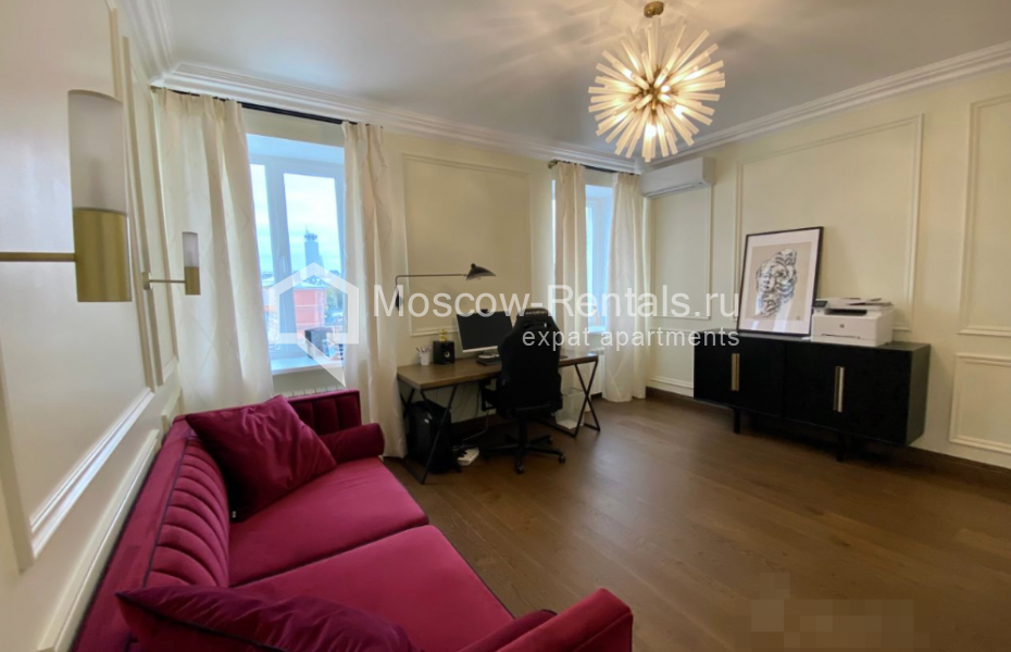 Photo #10 3-room (2 BR) apartment for <a href="http://moscow-rentals.ru/en/articles/long-term-rent" target="_blank">a long-term</a> rent
 in Russia, Moscow, Sadovnicheskaya str, 58С1