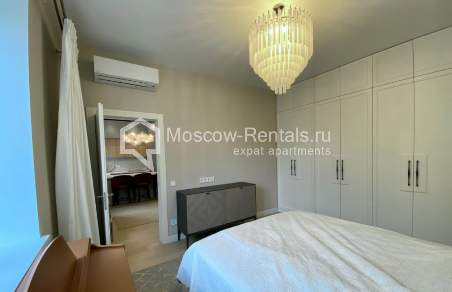Photo #5 4-room (3 BR) apartment for <a href="http://moscow-rentals.ru/en/articles/long-term-rent" target="_blank">a long-term</a> rent
 in Russia, Moscow, Sadovnichevskaya str, 58С1