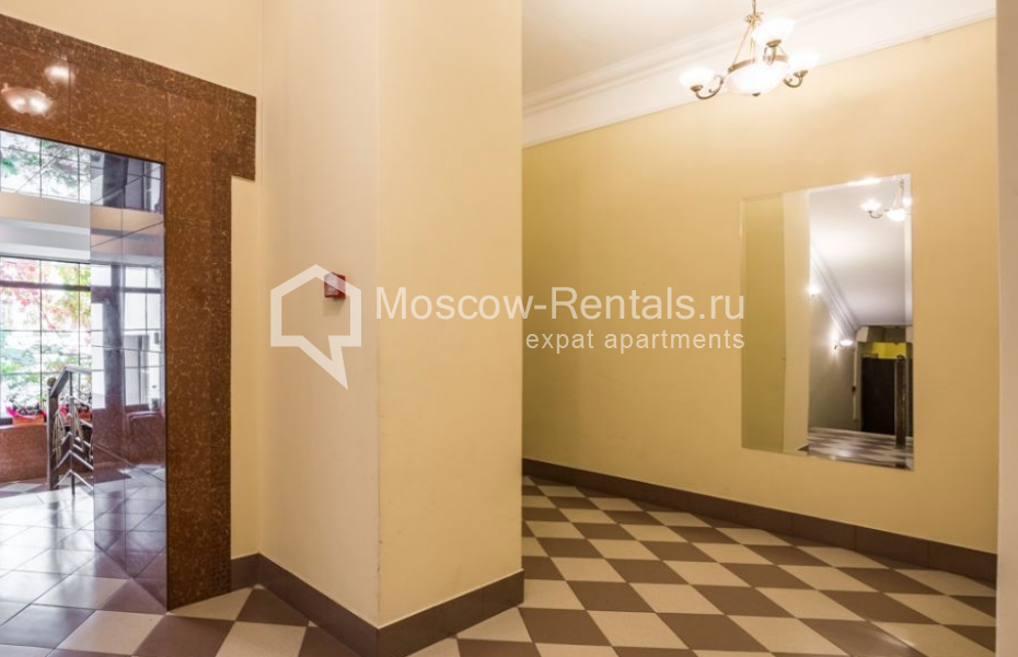 Photo #15 3-room (2 BR) apartment for <a href="http://moscow-rentals.ru/en/articles/long-term-rent" target="_blank">a long-term</a> rent
 in Russia, Moscow, Varsonofievskyi lane, 6