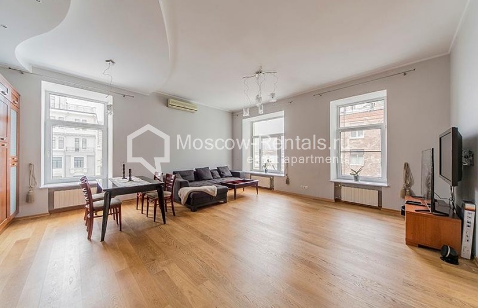 Photo #1 5-room (4 BR) apartment for <a href="http://moscow-rentals.ru/en/articles/long-term-rent" target="_blank">a long-term</a> rent
 in Russia, Moscow, Skatertnyi lane, 15