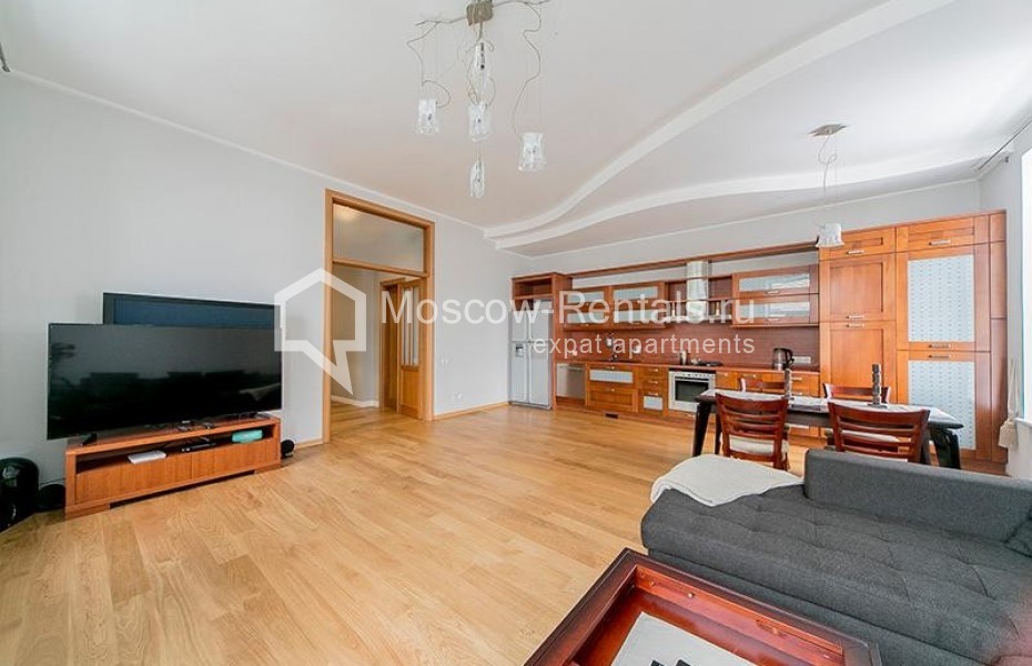 Photo #2 5-room (4 BR) apartment for <a href="http://moscow-rentals.ru/en/articles/long-term-rent" target="_blank">a long-term</a> rent
 in Russia, Moscow, Skatertnyi lane, 15