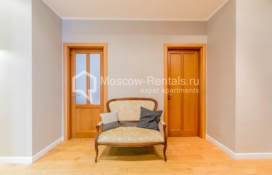 Photo #14 5-room (4 BR) apartment for <a href="http://moscow-rentals.ru/en/articles/long-term-rent" target="_blank">a long-term</a> rent
 in Russia, Moscow, Skatertnyi lane, 15
