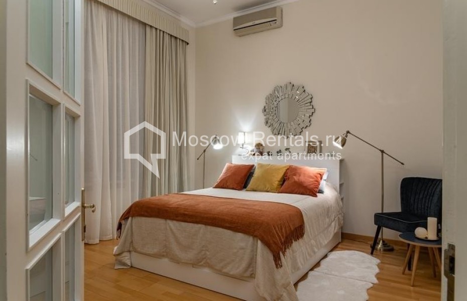 Photo #14 4-room (3 BR) apartment for <a href="http://moscow-rentals.ru/en/articles/long-term-rent" target="_blank">a long-term</a> rent
 in Russia, Moscow, Skatertnyi lane, 15