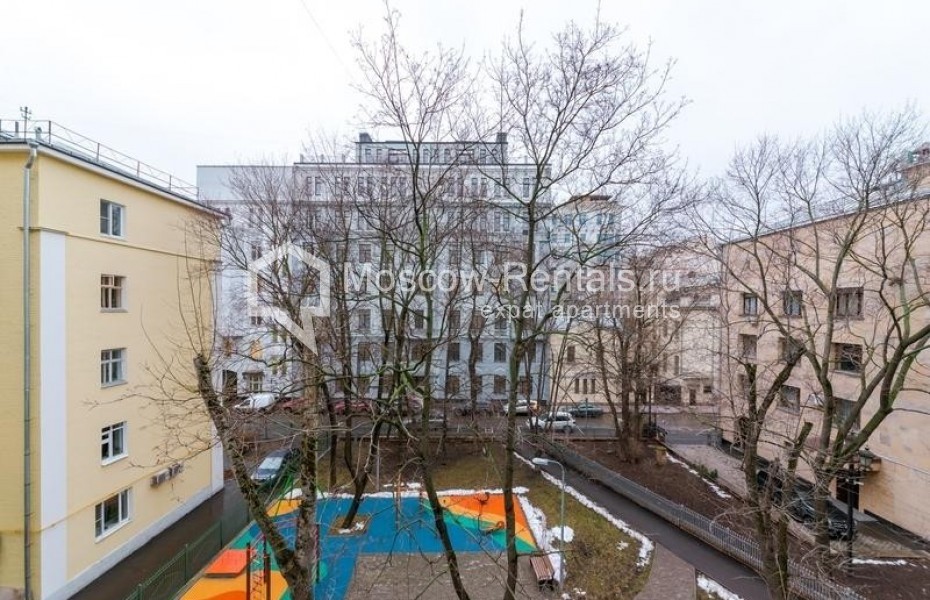 Photo #28 4-room (3 BR) apartment for <a href="http://moscow-rentals.ru/en/articles/long-term-rent" target="_blank">a long-term</a> rent
 in Russia, Moscow, Skatertnyi lane, 15