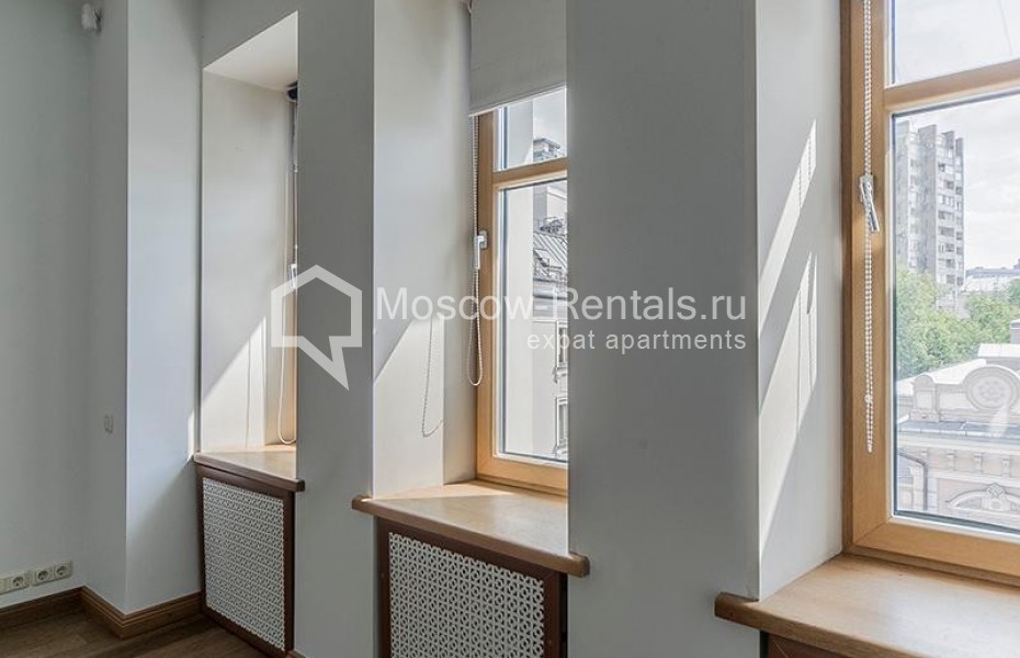 Photo #10 5-room (4 BR) apartment for <a href="http://moscow-rentals.ru/en/articles/long-term-rent" target="_blank">a long-term</a> rent
 in Russia, Moscow, M. Nikitskaya str, 20С1
