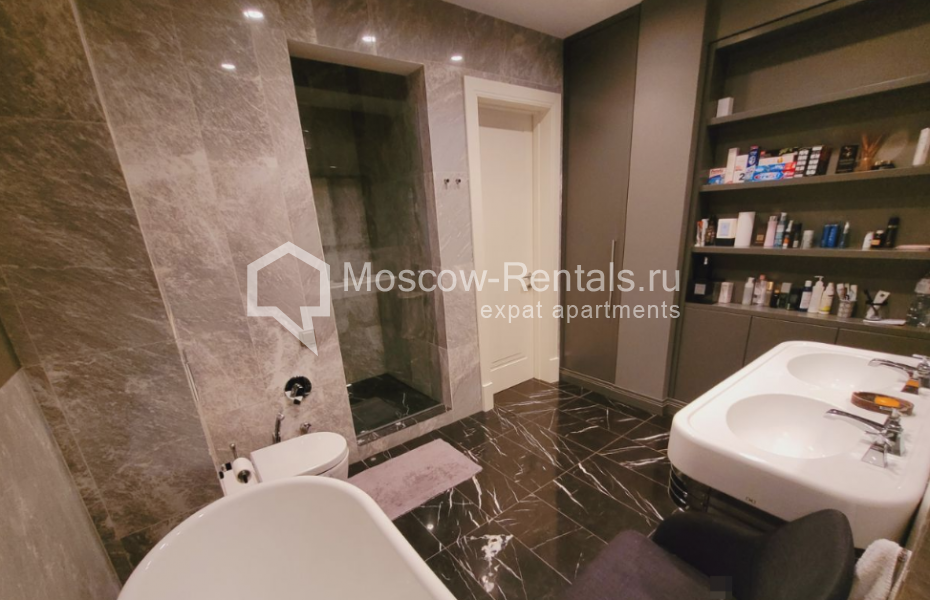 Photo #17 3-room (2 BR) apartment for <a href="http://moscow-rentals.ru/en/articles/long-term-rent" target="_blank">a long-term</a> rent
 in Russia, Moscow, B. Afanasievskyi lane, 28