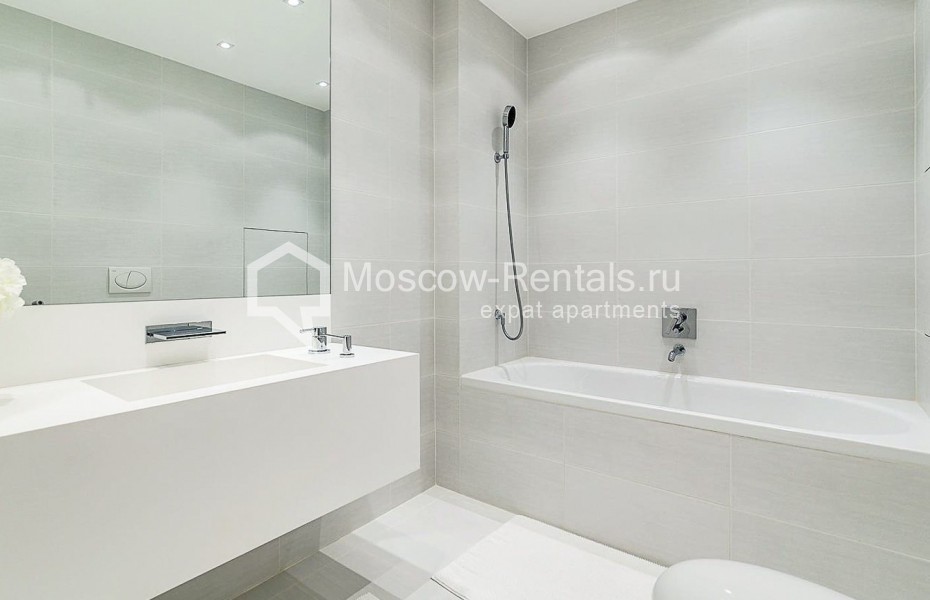 Photo #18 5-room (4 BR) apartment for <a href="http://moscow-rentals.ru/en/articles/long-term-rent" target="_blank">a long-term</a> rent
 in Russia, Moscow, 7th Rostovskyi lane, 15