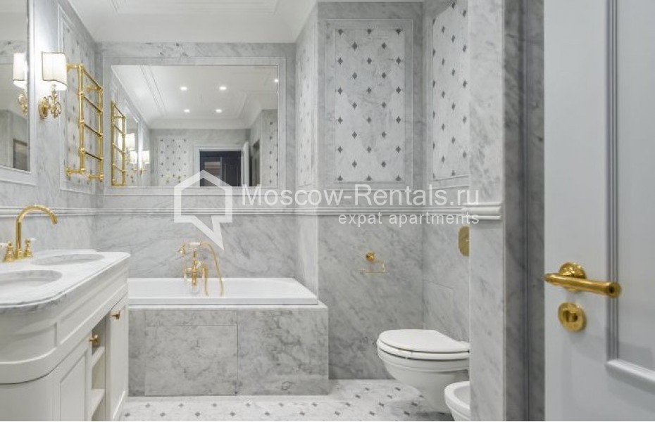 Photo #13 4-room (3 BR) apartment for <a href="http://moscow-rentals.ru/en/articles/long-term-rent" target="_blank">a long-term</a> rent
 in Russia, Moscow, Ordynskyi lane, 4А