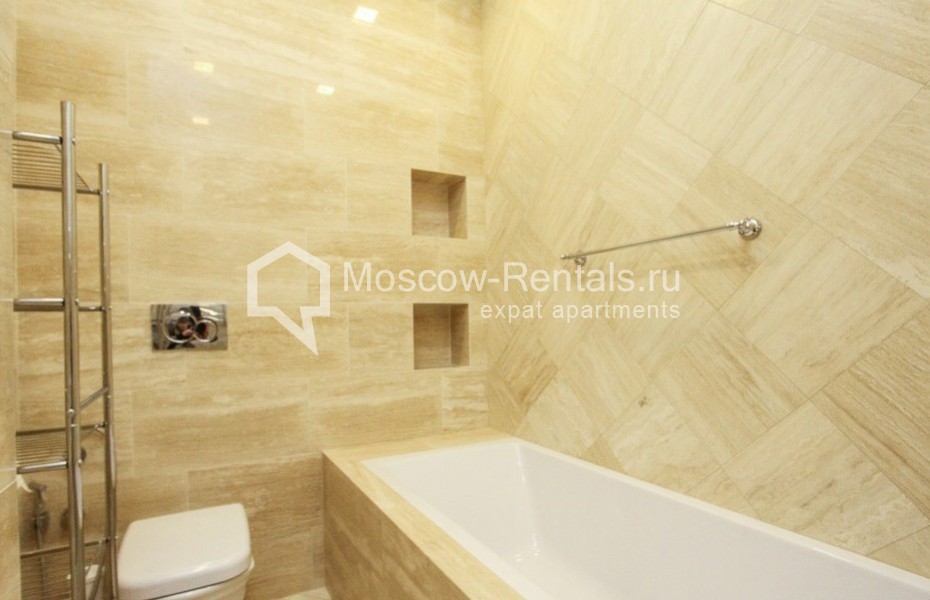 Photo #7 3-room (2 BR) apartment for <a href="http://moscow-rentals.ru/en/articles/long-term-rent" target="_blank">a long-term</a> rent
 in Russia, Moscow, Aviatsionnaya str, 77