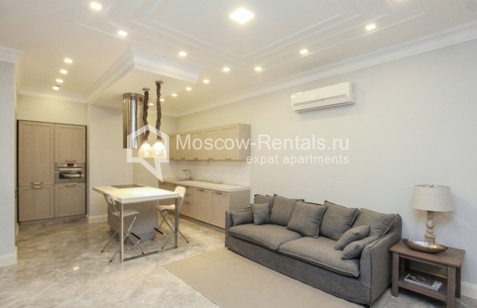 Photo #3 3-room (2 BR) apartment for <a href="http://moscow-rentals.ru/en/articles/long-term-rent" target="_blank">a long-term</a> rent
 in Russia, Moscow, Aviatsionnaya str, 77