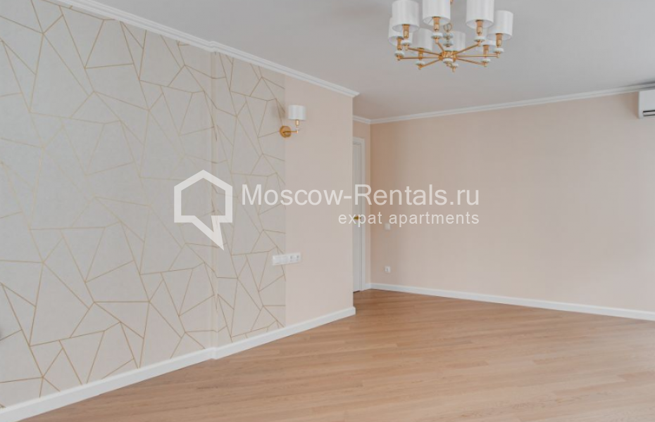 Photo #5 5-room (4 BR) apartment for <a href="http://moscow-rentals.ru/en/articles/long-term-rent" target="_blank">a long-term</a> rent
 in Russia, Moscow, Neglinnaya str, 16/2С3