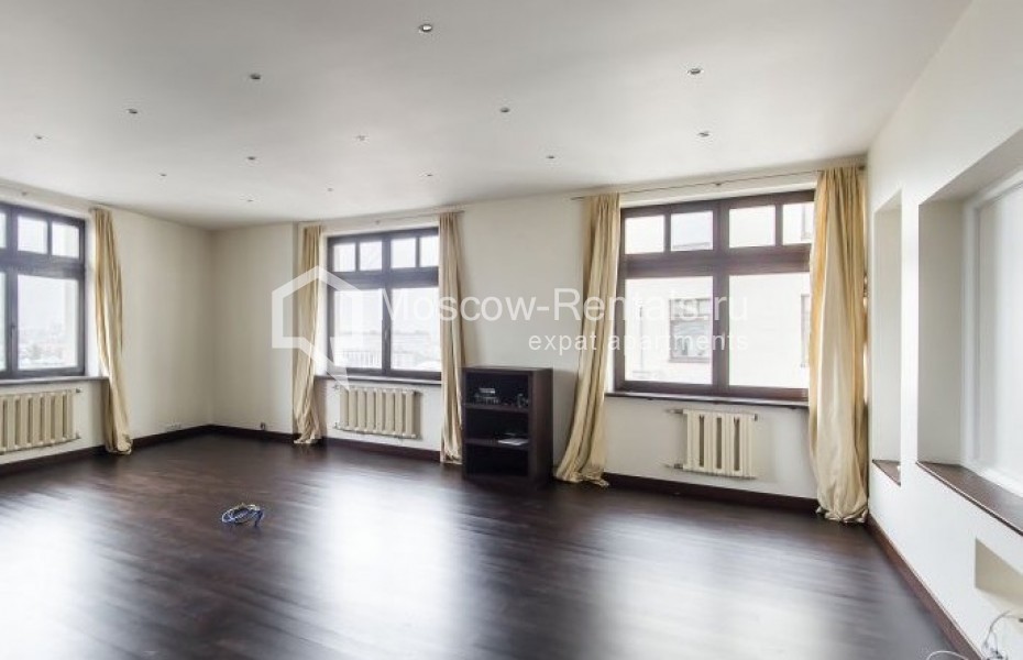 Photo #1 2-room (1 BR) apartment for <a href="http://moscow-rentals.ru/en/articles/long-term-rent" target="_blank">a long-term</a> rent
 in Russia, Moscow, Pogorelskyi lane, 6