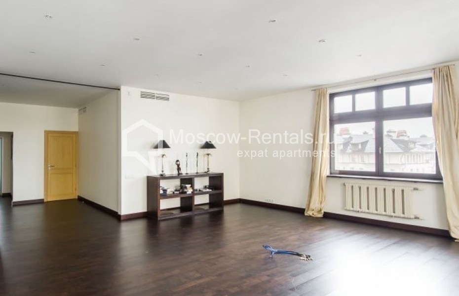 Photo #2 2-room (1 BR) apartment for <a href="http://moscow-rentals.ru/en/articles/long-term-rent" target="_blank">a long-term</a> rent
 in Russia, Moscow, Pogorelskyi lane, 6