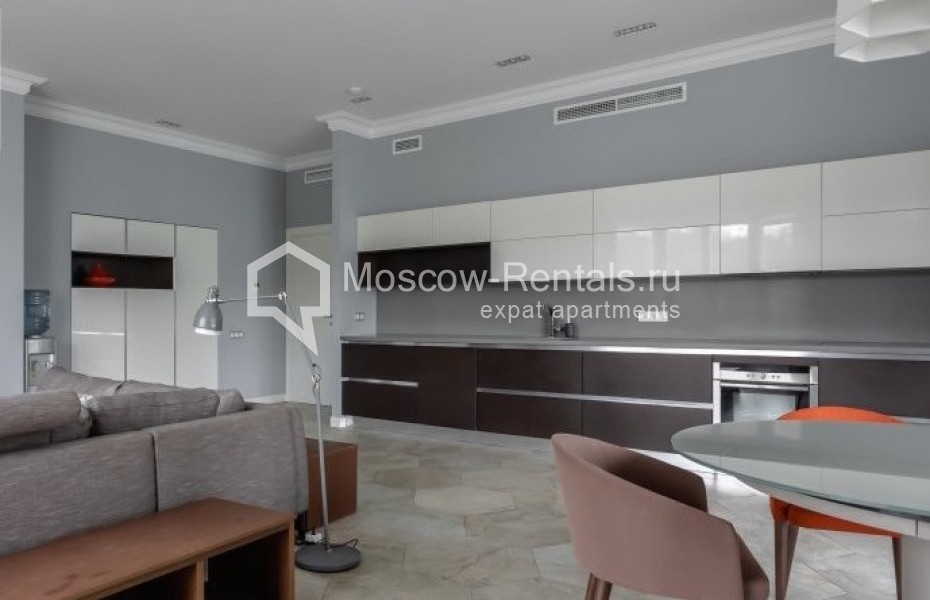 Photo #3 4-room (3 BR) apartment for <a href="http://moscow-rentals.ru/en/articles/long-term-rent" target="_blank">a long-term</a> rent
 in Russia, Moscow, Beregovaya str, 4к1