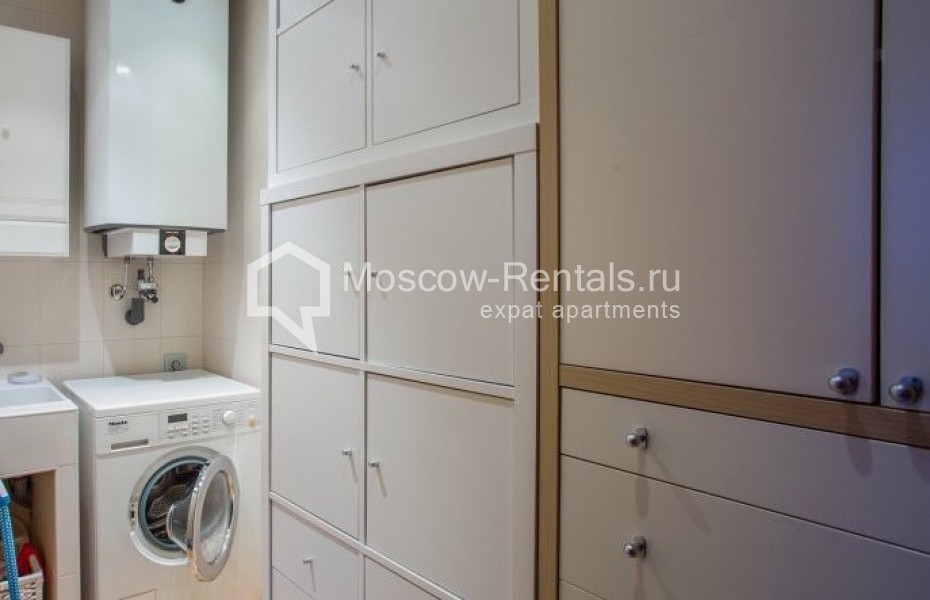 Photo #18 4-room (3 BR) apartment for <a href="http://moscow-rentals.ru/en/articles/long-term-rent" target="_blank">a long-term</a> rent
 in Russia, Moscow, Novoslobodskaya str, 11
