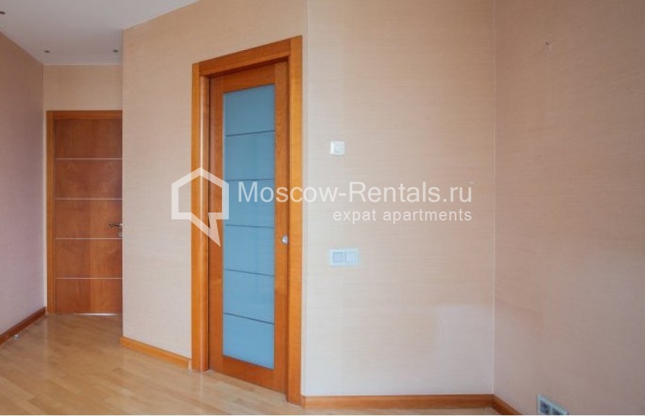 Photo #7 4-room (3 BR) apartment for <a href="http://moscow-rentals.ru/en/articles/long-term-rent" target="_blank">a long-term</a> rent
 in Russia, Moscow, Novoslobodskaya str, 11