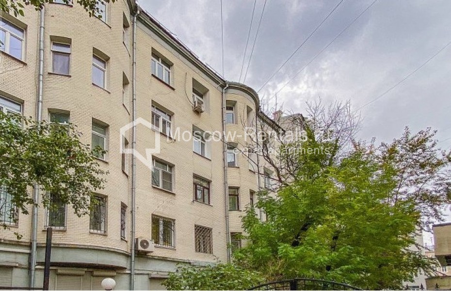 Photo #13 4-room (3 BR) apartment for <a href="http://moscow-rentals.ru/en/articles/long-term-rent" target="_blank">a long-term</a> rent
 in Russia, Moscow, M. Nikolopeskovskyi lane, 6