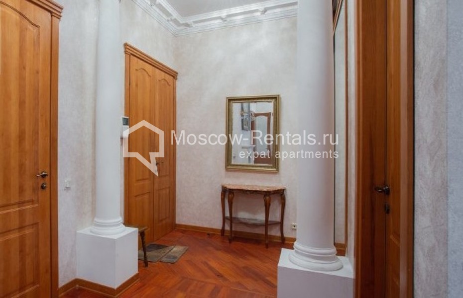Photo #11 4-room (3 BR) apartment for <a href="http://moscow-rentals.ru/en/articles/long-term-rent" target="_blank">a long-term</a> rent
 in Russia, Moscow, M. Nikolopeskovskyi lane, 6