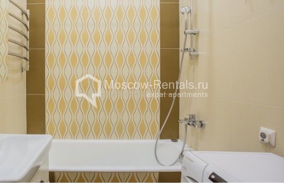 Photo #11 3-room (2 BR) apartment for <a href="http://moscow-rentals.ru/en/articles/long-term-rent" target="_blank">a long-term</a> rent
 in Russia, Moscow, Leninskyi prosp, 70/11