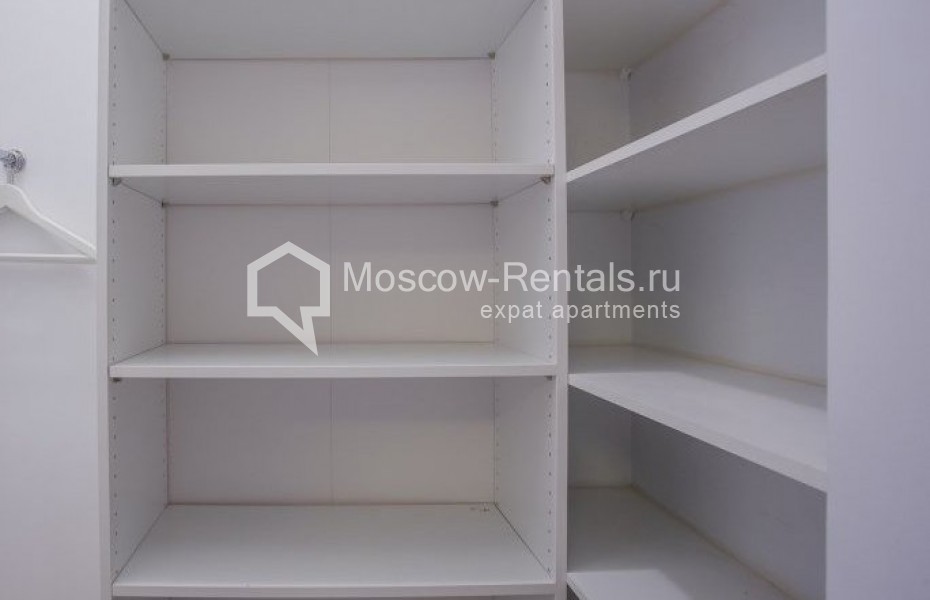 Photo #8 3-room (2 BR) apartment for <a href="http://moscow-rentals.ru/en/articles/long-term-rent" target="_blank">a long-term</a> rent
 in Russia, Moscow, Leninskyi prosp, 70/11