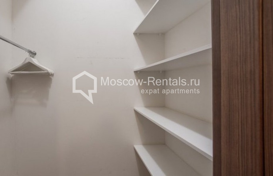 Photo #14 3-room (2 BR) apartment for <a href="http://moscow-rentals.ru/en/articles/long-term-rent" target="_blank">a long-term</a> rent
 in Russia, Moscow, Leninskyi prosp, 70/11