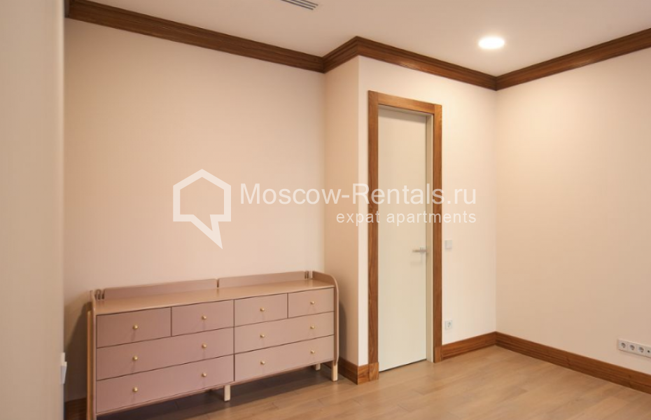 Photo #12 3-room (2 BR) apartment for <a href="http://moscow-rentals.ru/en/articles/long-term-rent" target="_blank">a long-term</a> rent
 in Russia, Moscow, Shluzovaya emb, 2А