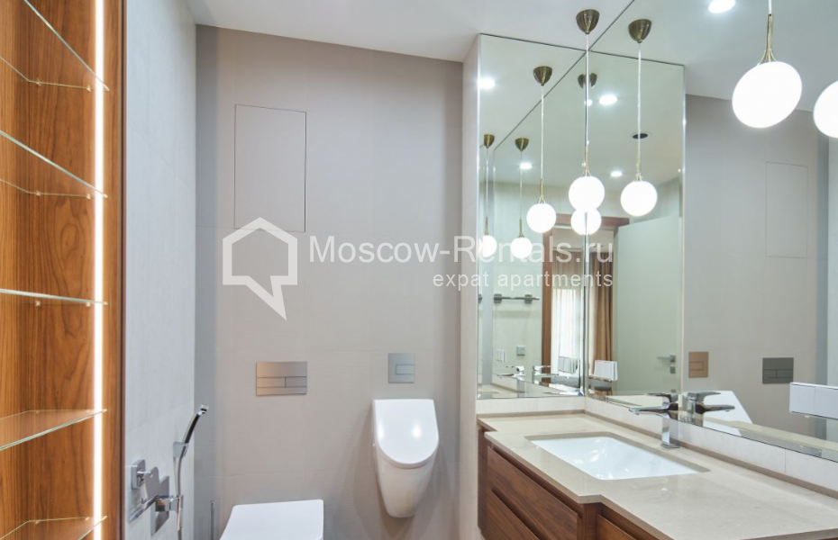 Photo #14 3-room (2 BR) apartment for <a href="http://moscow-rentals.ru/en/articles/long-term-rent" target="_blank">a long-term</a> rent
 in Russia, Moscow, Shluzovaya emb, 2А
