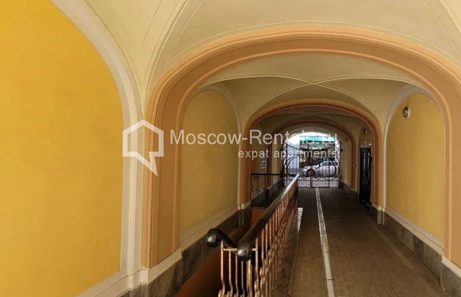 Photo #20 3-room (2 BR) apartment for <a href="http://moscow-rentals.ru/en/articles/long-term-rent" target="_blank">a long-term</a> rent
 in Russia, Moscow, Plotnikov lane, 21С1