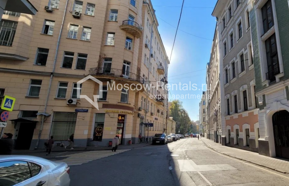 Photo #23 3-room (2 BR) apartment for <a href="http://moscow-rentals.ru/en/articles/long-term-rent" target="_blank">a long-term</a> rent
 in Russia, Moscow, Plotnikov lane, 21С1