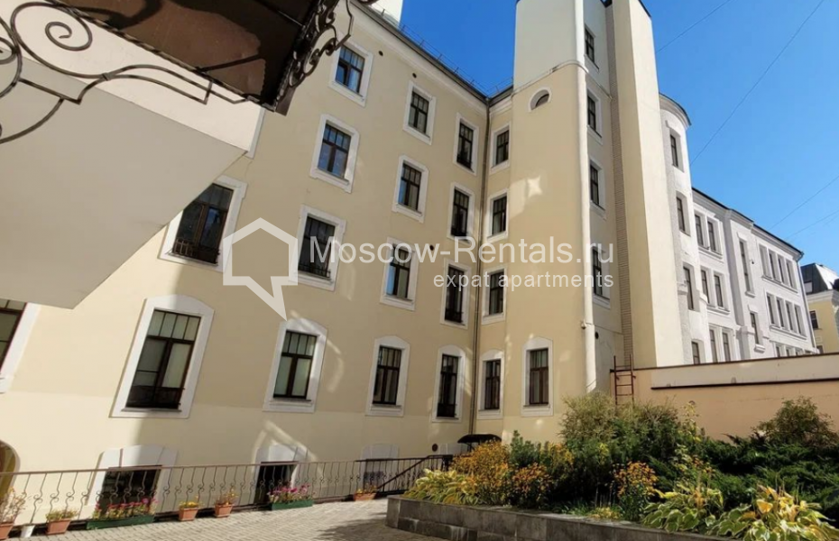 Photo #22 3-room (2 BR) apartment for <a href="http://moscow-rentals.ru/en/articles/long-term-rent" target="_blank">a long-term</a> rent
 in Russia, Moscow, Plotnikov lane, 21С1