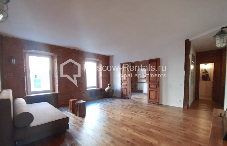 Photo #2 4-room (3 BR) apartment for <a href="http://moscow-rentals.ru/en/articles/long-term-rent" target="_blank">a long-term</a> rent
 in Russia, Moscow, Kolokolnikov lane, 17