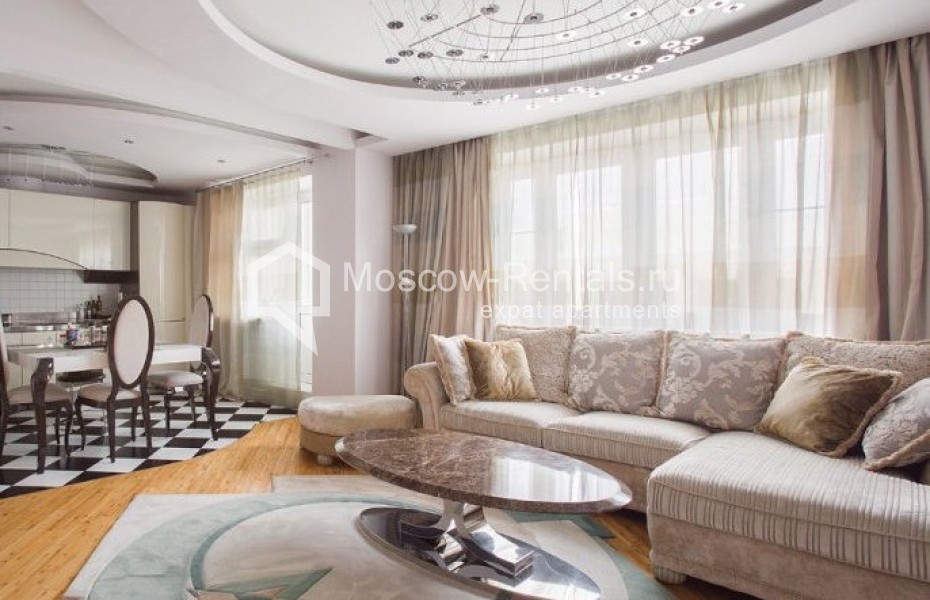 Photo #1 3-room (2 BR) apartment for <a href="http://moscow-rentals.ru/en/articles/long-term-rent" target="_blank">a long-term</a> rent
 in Russia, Moscow, Protochnyi lane, 11