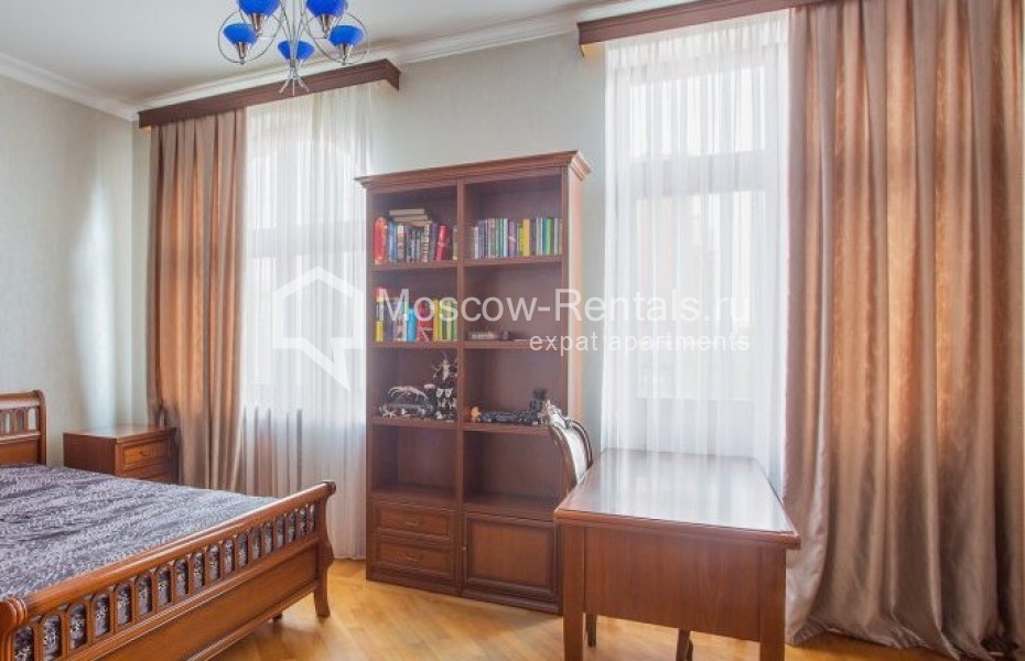 Photo #7 5-room (4 BR) apartment for <a href="http://moscow-rentals.ru/en/articles/long-term-rent" target="_blank">a long-term</a> rent
 in Russia, Moscow, Krasnoproletarskaya str, 7