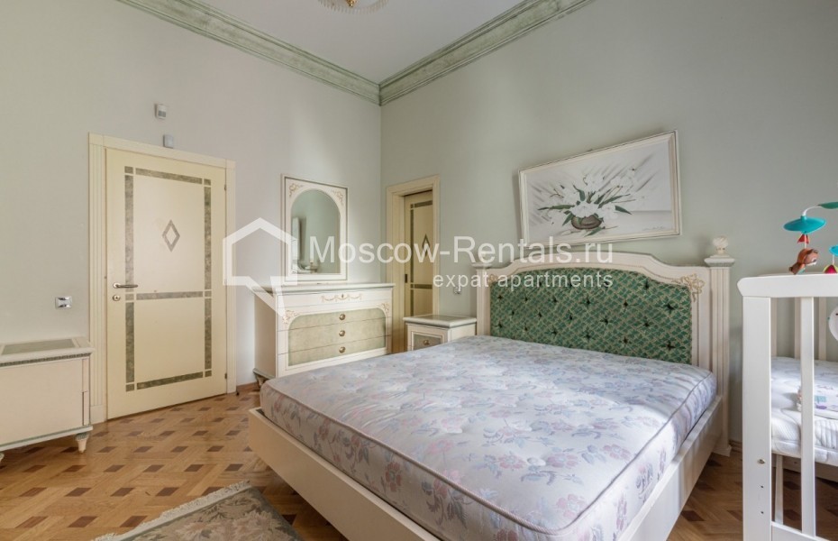 Photo #10 5-room (4 BR) apartment for <a href="http://moscow-rentals.ru/en/articles/long-term-rent" target="_blank">a long-term</a> rent
 in Russia, Moscow, M. Vlasievskyi lane, 14/23
