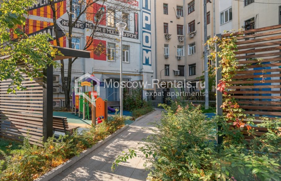 Photo #34 5-room (4 BR) apartment for <a href="http://moscow-rentals.ru/en/articles/long-term-rent" target="_blank">a long-term</a> rent
 in Russia, Moscow, M. Kislovskyi lane, 1