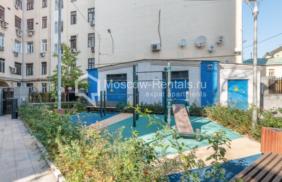 Photo #35 5-room (4 BR) apartment for <a href="http://moscow-rentals.ru/en/articles/long-term-rent" target="_blank">a long-term</a> rent
 in Russia, Moscow, M. Kislovskyi lane, 1