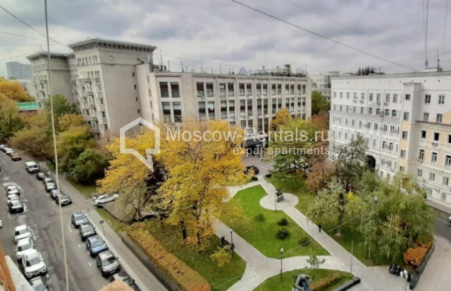 Photo #17 3-room (2 BR) apartment for <a href="http://moscow-rentals.ru/en/articles/long-term-rent" target="_blank">a long-term</a> rent
 in Russia, Moscow, Brusov lane, 6
