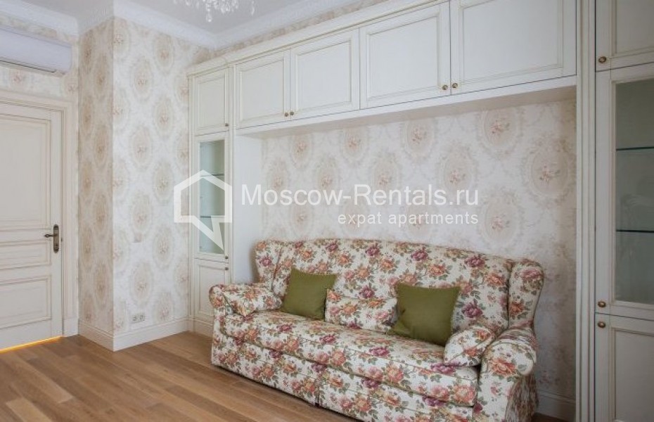 Photo #10 3-room (2 BR) apartment for <a href="http://moscow-rentals.ru/en/articles/long-term-rent" target="_blank">a long-term</a> rent
 in Russia, Moscow, B. Dmitrovka str, 7/5С3