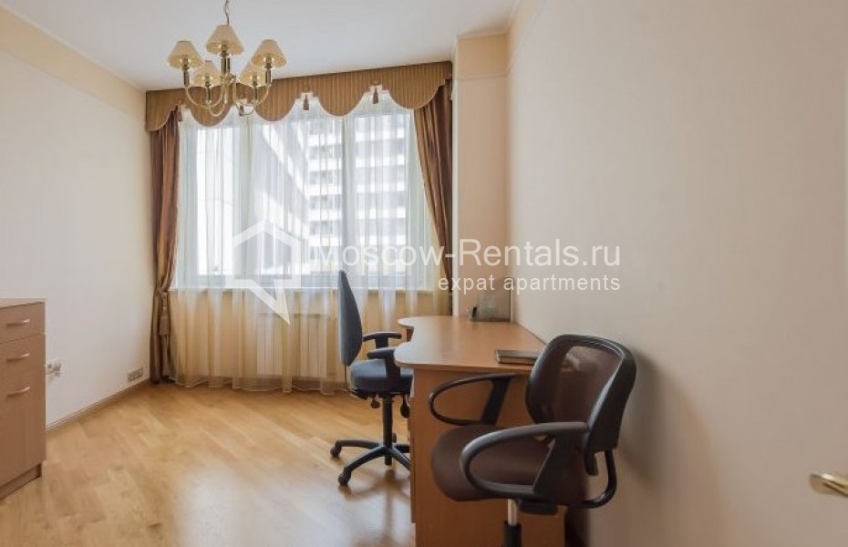 Photo #9 3-room (2 BR) apartment for <a href="http://moscow-rentals.ru/en/articles/long-term-rent" target="_blank">a long-term</a> rent
 in Russia, Moscow, Shabolovka str, 23К4