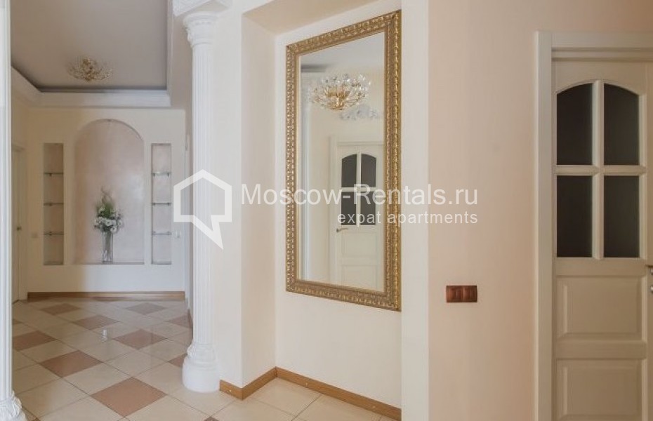 Photo #13 3-room (2 BR) apartment for <a href="http://moscow-rentals.ru/en/articles/long-term-rent" target="_blank">a long-term</a> rent
 in Russia, Moscow, Shabolovka str, 23К4