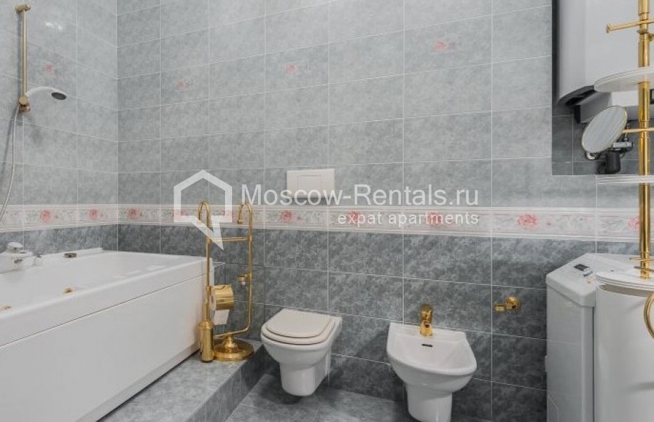 Photo #8 3-room (2 BR) apartment for <a href="http://moscow-rentals.ru/en/articles/long-term-rent" target="_blank">a long-term</a> rent
 in Russia, Moscow, Chistyi lane, 6С2