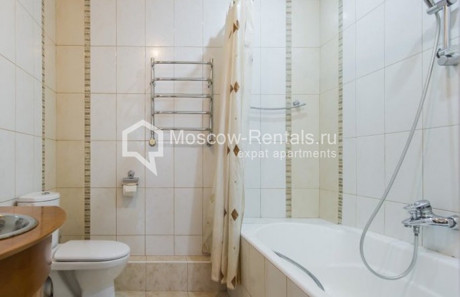 Photo #9 3-room (2 BR) apartment for <a href="http://moscow-rentals.ru/en/articles/long-term-rent" target="_blank">a long-term</a> rent
 in Russia, Moscow, Gilyarovskogo str, 7