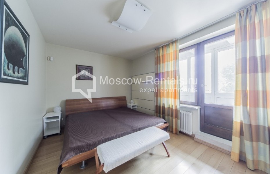 Photo #13 3-room (2 BR) apartment for <a href="http://moscow-rentals.ru/en/articles/long-term-rent" target="_blank">a long-term</a> rent
 in Russia, Moscow, Kursovoi lane, 8/2