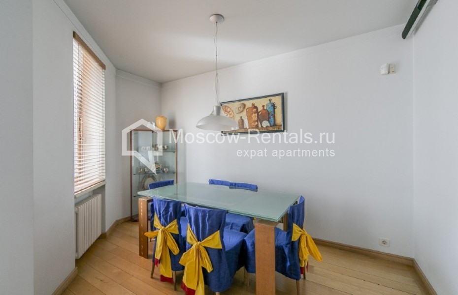 Photo #8 3-room (2 BR) apartment for <a href="http://moscow-rentals.ru/en/articles/long-term-rent" target="_blank">a long-term</a> rent
 in Russia, Moscow, Kursovoi lane, 8/2