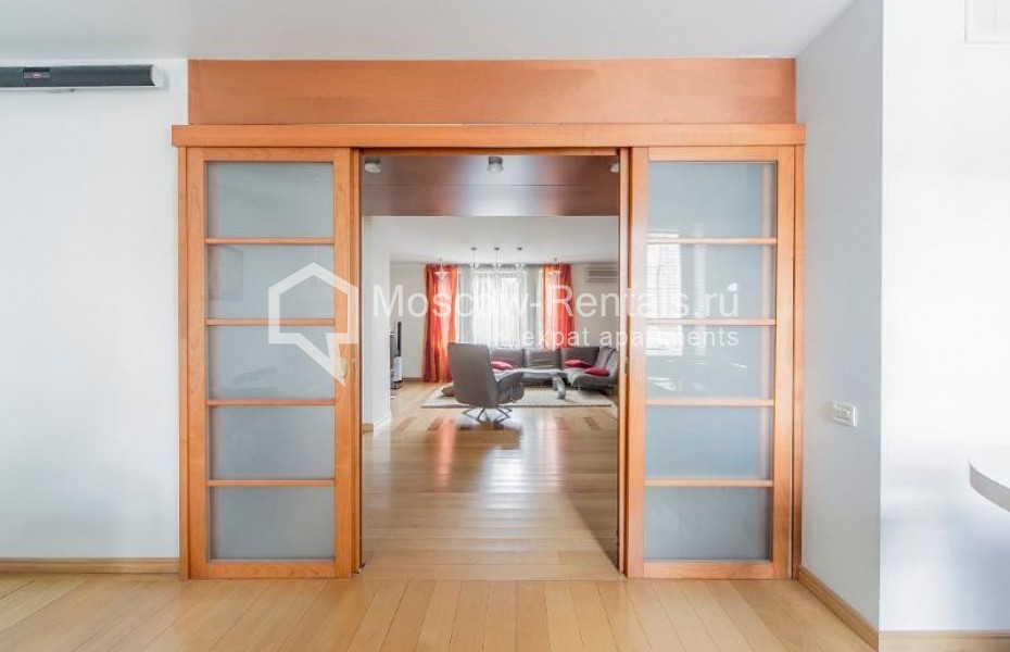 Photo #17 3-room (2 BR) apartment for <a href="http://moscow-rentals.ru/en/articles/long-term-rent" target="_blank">a long-term</a> rent
 in Russia, Moscow, Kursovoi lane, 8/2